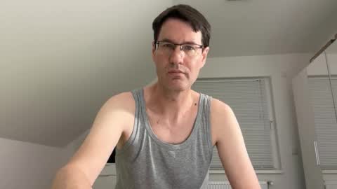 Snapshot of zzz123_cam chatting on 03.16.26 zzz123_cam online show from 03.16.26