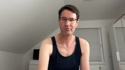 Snapshot of zzz123_cam chatting on 07.17.26 zzz123_cam online show from 07.17.26