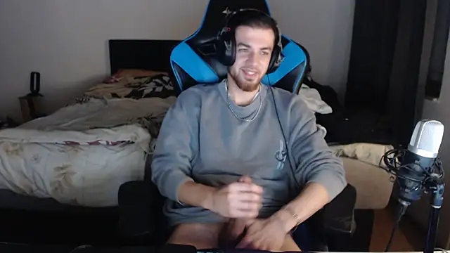 Snapshot of AlbanerYaro45 chatting on 12.09.24 AlbanerYaro45 online show from 12.09.24