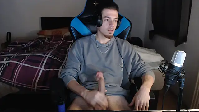 Snapshot of AlbanerYaro45 chatting on 01.05.25 AlbanerYaro45 online show from 01.05.25