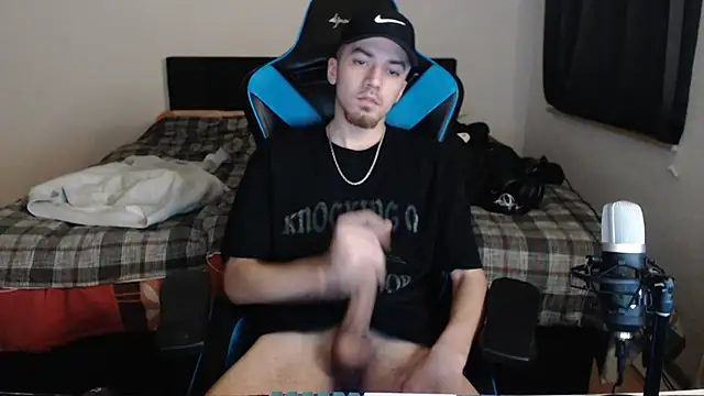 Snapshot of AlbanerYaro45 chatting on 02.08.25 AlbanerYaro45 online show from 02.08.25