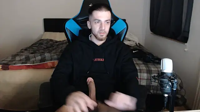 Snapshot of AlbanerYaro45 chatting on 03.09.25 AlbanerYaro45 online show from 03.09.25