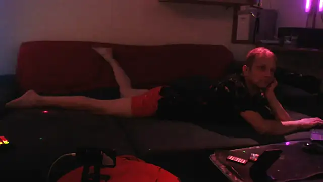 Snapshot of davidgntxxxxx chatting on 10.07.25 davidgntxxxxx online show from 10.07.25