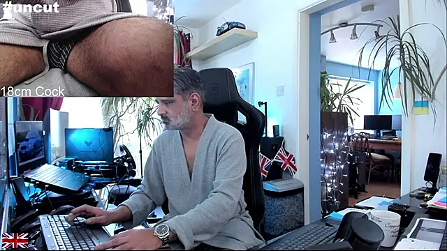 OnlineBossUK online show from 11.02.25