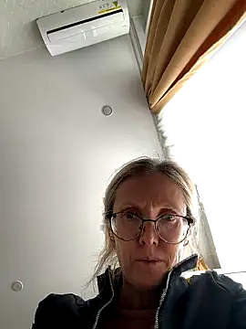 angelmommu online show from 10.02.25