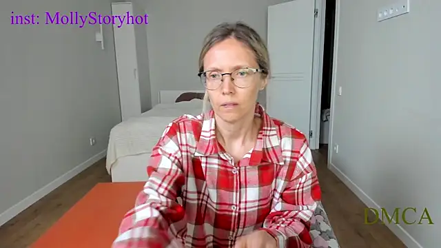 Snapshot of angelmommu chatting on 05.20.26 angelmommu online show from 05.20.26