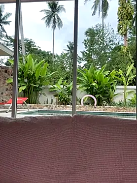 Snapshot of Helena_Karel chatting on 09.27.25 Helena Karel online show from 09.27.25