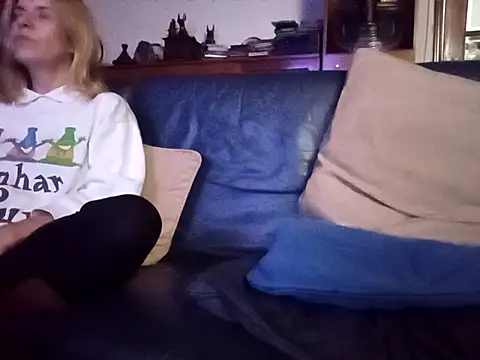 coolkasal online show from 04.15.26