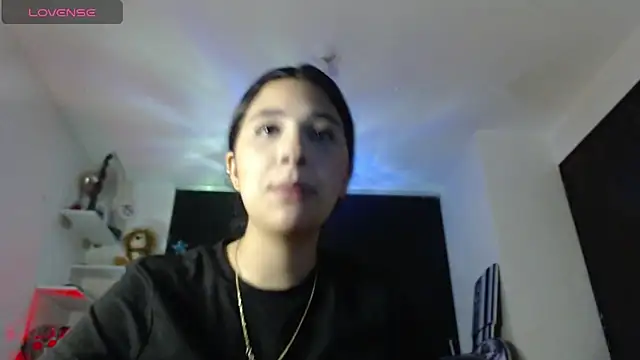 mia  lopez  online show from 01.11.25