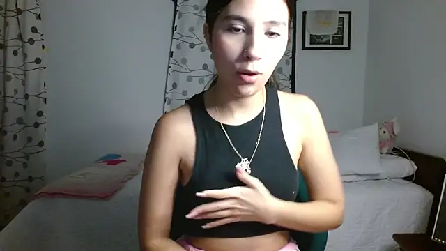 mia  lopez  online show from 01.18.25