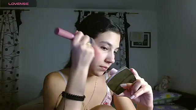 mia  lopez  online show from 01.29.25