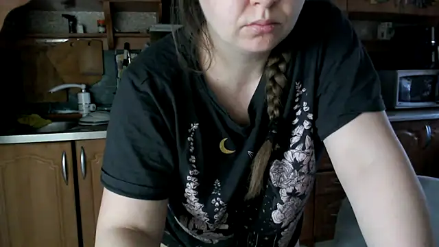 uliastar online show from 02.15.26