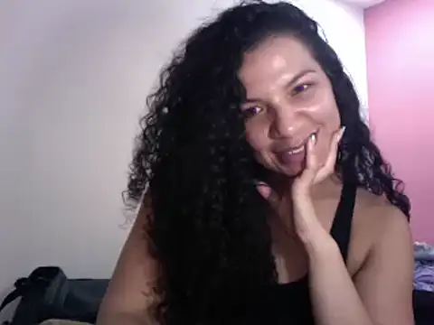 Snapshot of gatubelahot chatting on 02.09.25 gatubelahot online show from 02.09.25