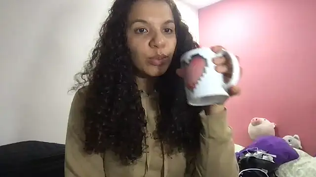 Snapshot of gatubelahot chatting on 03.12.25 gatubelahot online show from 03.12.25