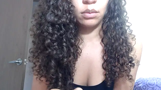 Snapshot of gatubelahot chatting on 03.18.25 gatubelahot online show from 03.18.25