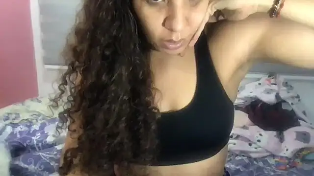 Snapshot of gatubelahot chatting on 10.09.25 gatubelahot online show from 10.09.25