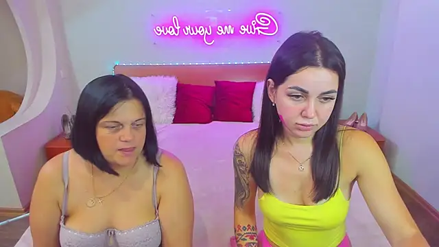CrazyMilanka online show from 09.10.25