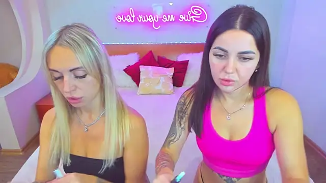 CrazyMilanka online show from 09.15.25