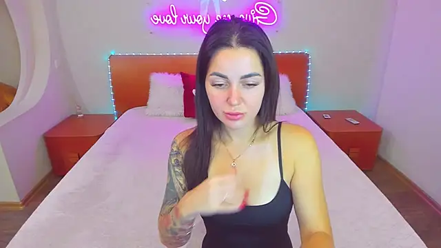 CrazyMilanka online show from 09.24.25
