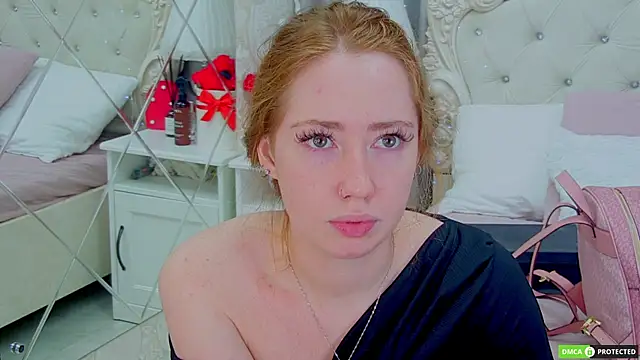 TinaBrook online show from 11.06.25