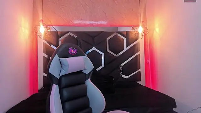 lilith nv online show from 02.10.25