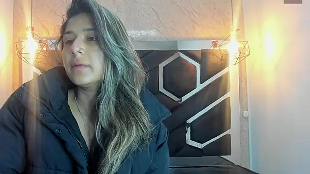 lilith nv online show from 02.15.25