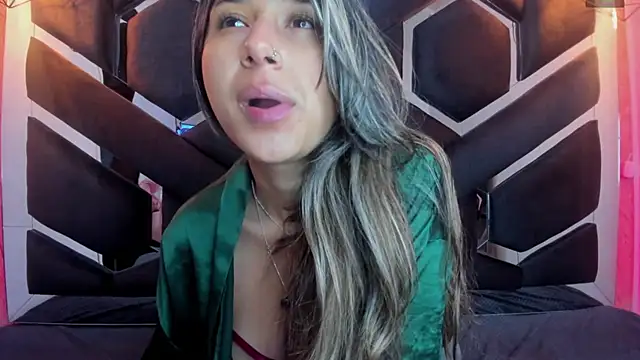 lilith nv online show from 03.07.25