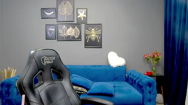 Katewalker  online show from 03.06.25