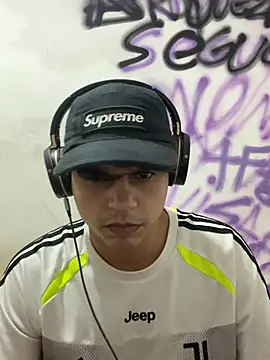 Snapshot of Magosupreme chatting on 02.06.26 Magosupreme online show from 02.06.26