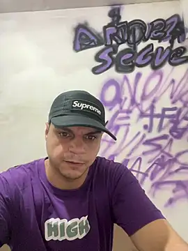 Snapshot of Magosupreme chatting on 03.22.26 Magosupreme online show from 03.22.26