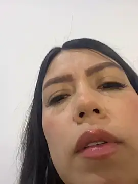 Snapshot of martina_contreras chatting on 12.27.24 martina contreras online show from 12.27.24