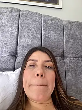 Snapshot of martina_contreras chatting on 11.04.25 martina contreras online show from 11.04.25