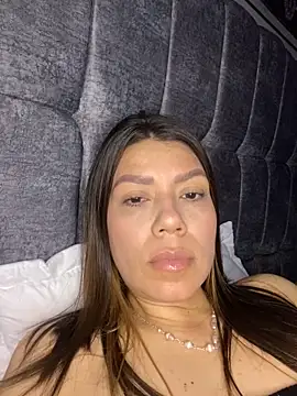 Snapshot of martina_contreras chatting on 11.09.25 martina contreras online show from 11.09.25