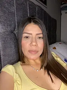 martina contreras online show from 04.08.26