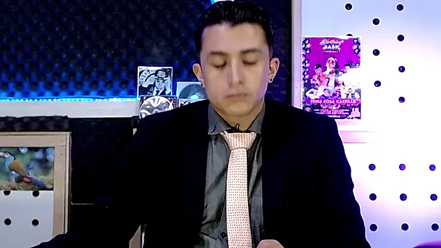 Darko0717 online show from 01.15.25