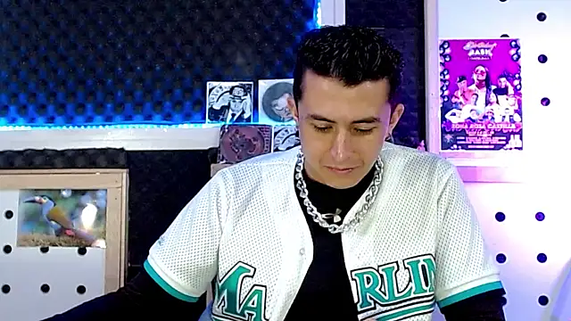 Darko0717 online show from 01.23.25