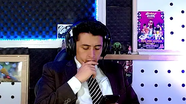 Darko0717 online show from 01.30.25