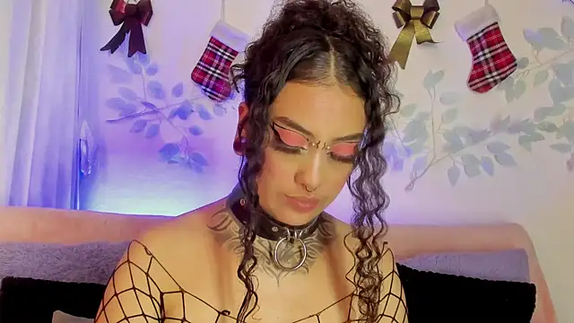 Cata green online show from 12.23.24