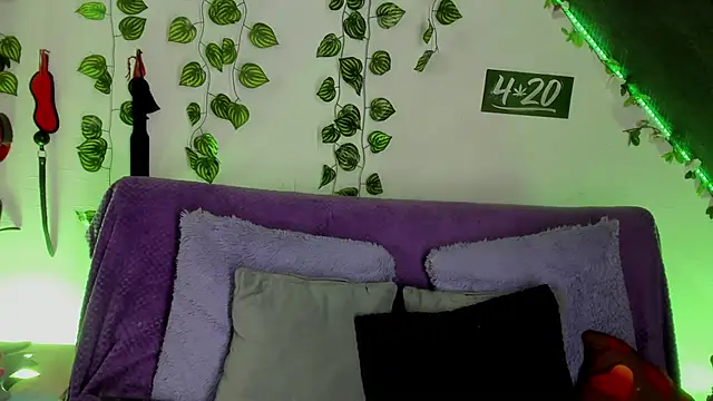 Cata green online show from 02.06.25