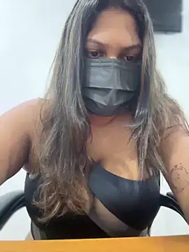 Snapshot of Black_Beauty997 chatting on 01.19.25 Black Beauty997 online show from 01.19.25