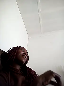 sluttylaura21 online show from 03.05.25