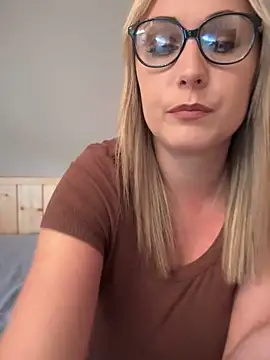 Leanymphoo online show from 10.07.25