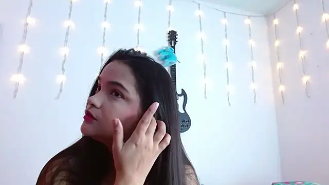 Snapshot of monica_little23 chatting on 10.08.25 monica little23 online show from 10.08.25