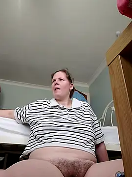 xxSexyBushLinnxx online show from 03.18.25