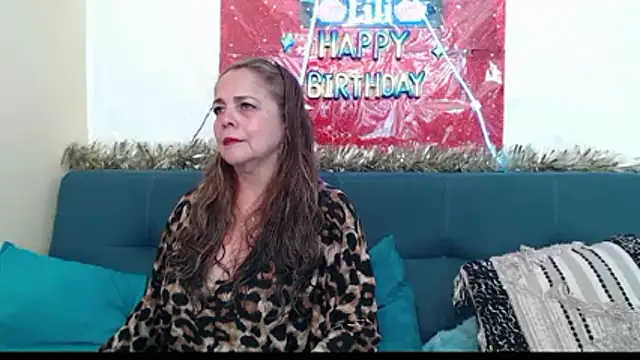 Snapshot of liliimilf chatting on 11.02.25 liliimilf online show from 11.02.25