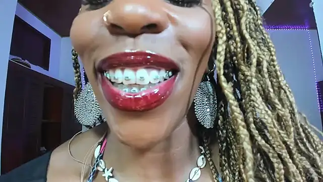 TAYLORR778 online show from 10.04.25