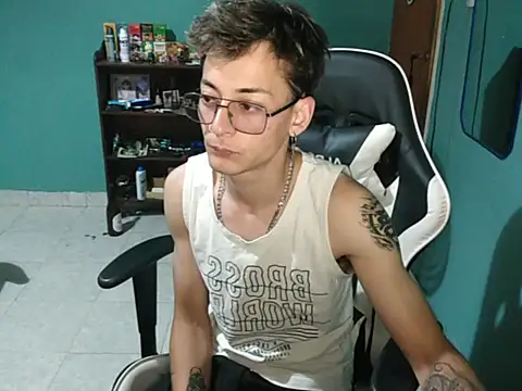 Snapshot of Jughead_16 chatting on 11.13.25 Jughead 16 online show from 11.13.25