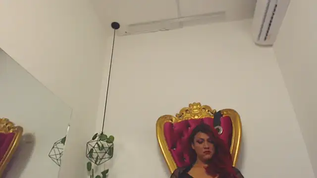 Amyredqueen  online show from 12.03.24