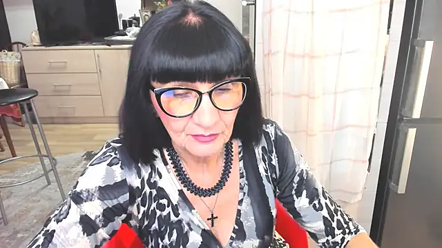 Tina Joness online show from 12.05.24