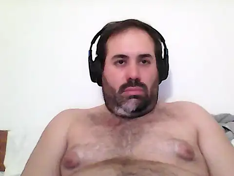 Snapshot of The_Masterxxx14 chatting on 05.01.26 The Masterxxx14 online show from 05.01.26
